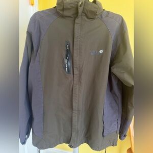 Men’s windbreaker